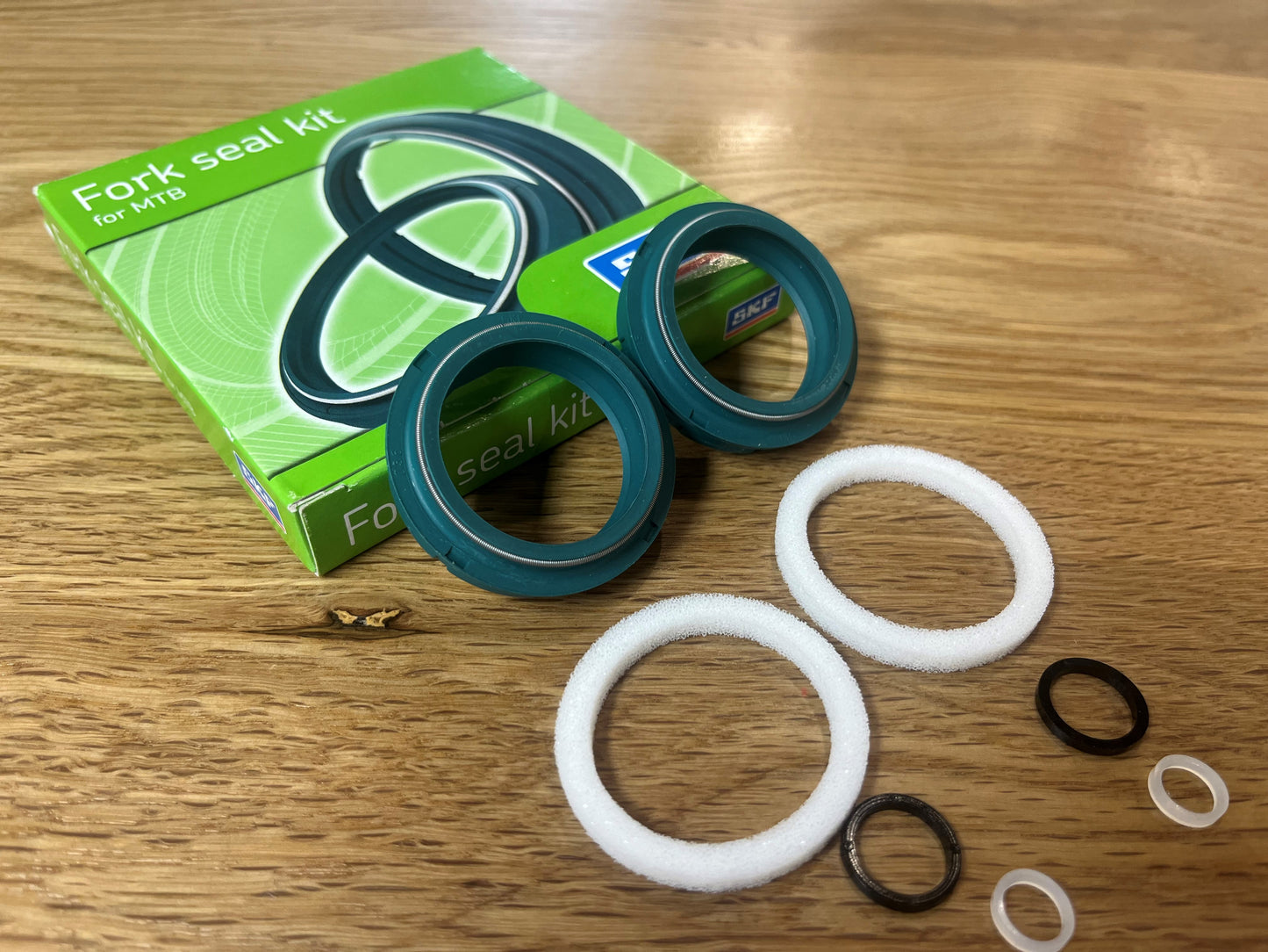 SKF Dust Wiper Seals 32-36mm Flanged